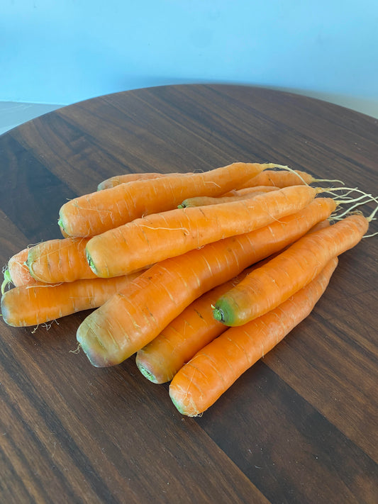 Carrots (1 bunch)