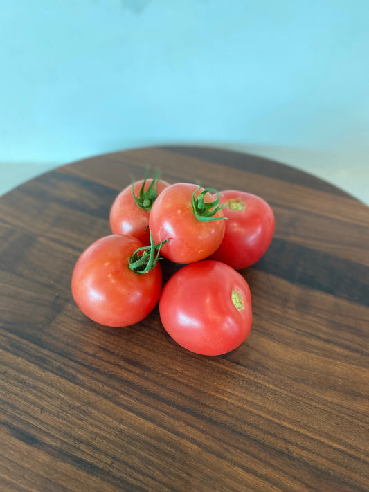 Slicer Tomatoes! (1 lbs)