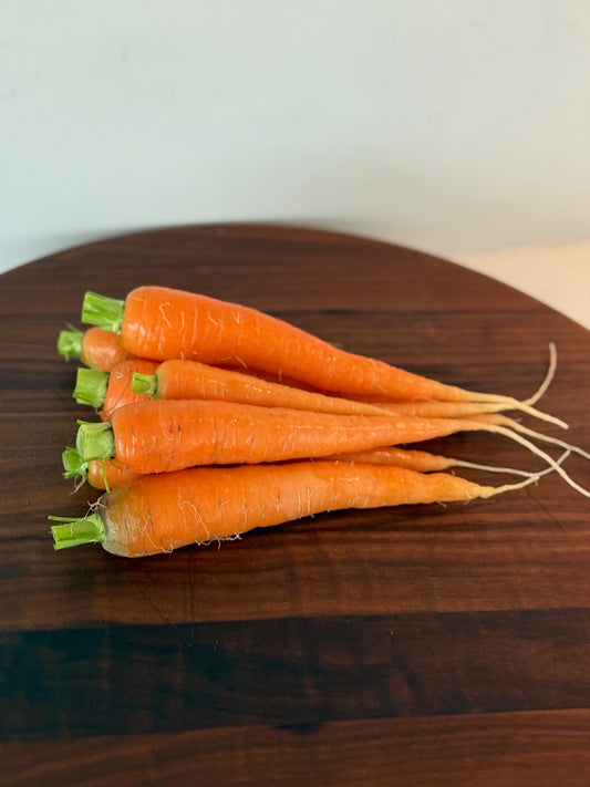 Carrots (1 bunch)